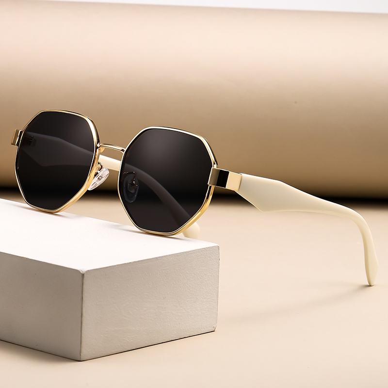 Retro Round Frame Large Frame  - Men'S Fashion Glasses 评论和价格