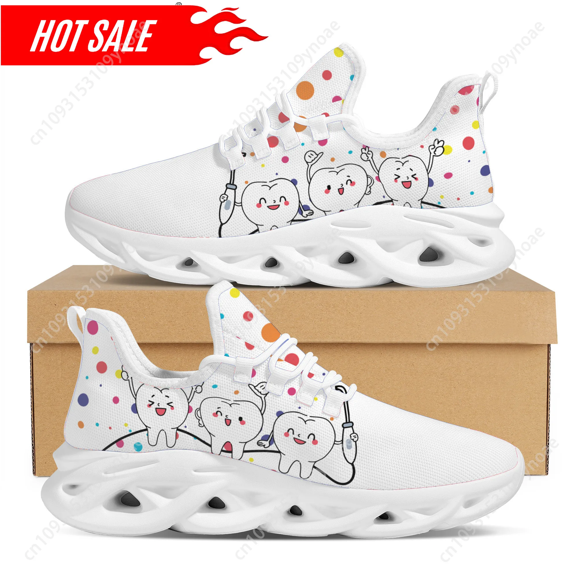 New Trend Women Flats Cartoon  - Mens Fashion Trainers 评论和价格