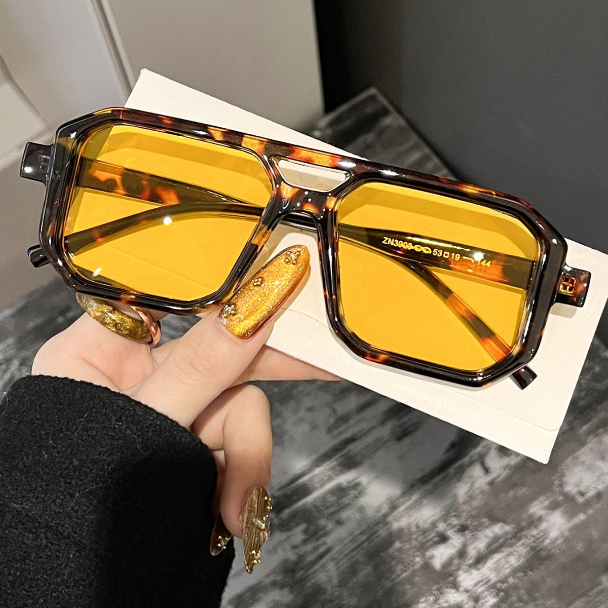 New Retro Square Double Beam S - Men'S Fashion Glasses 评论和价格