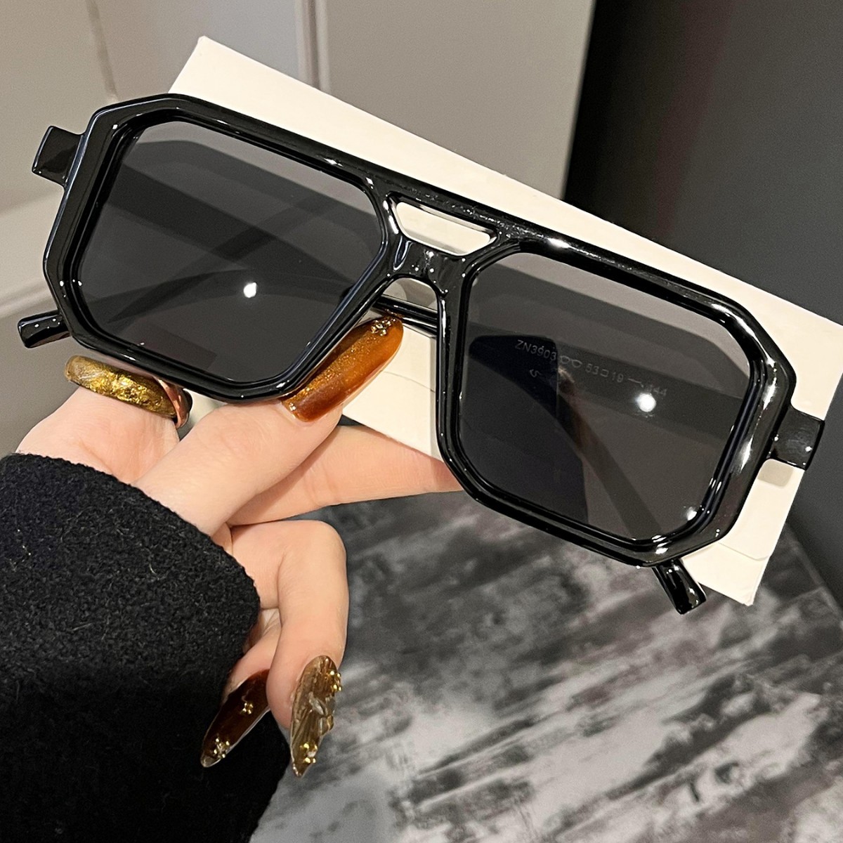 New Retro Square Double Beam S - Men'S Fashion Glasses 评论和价格