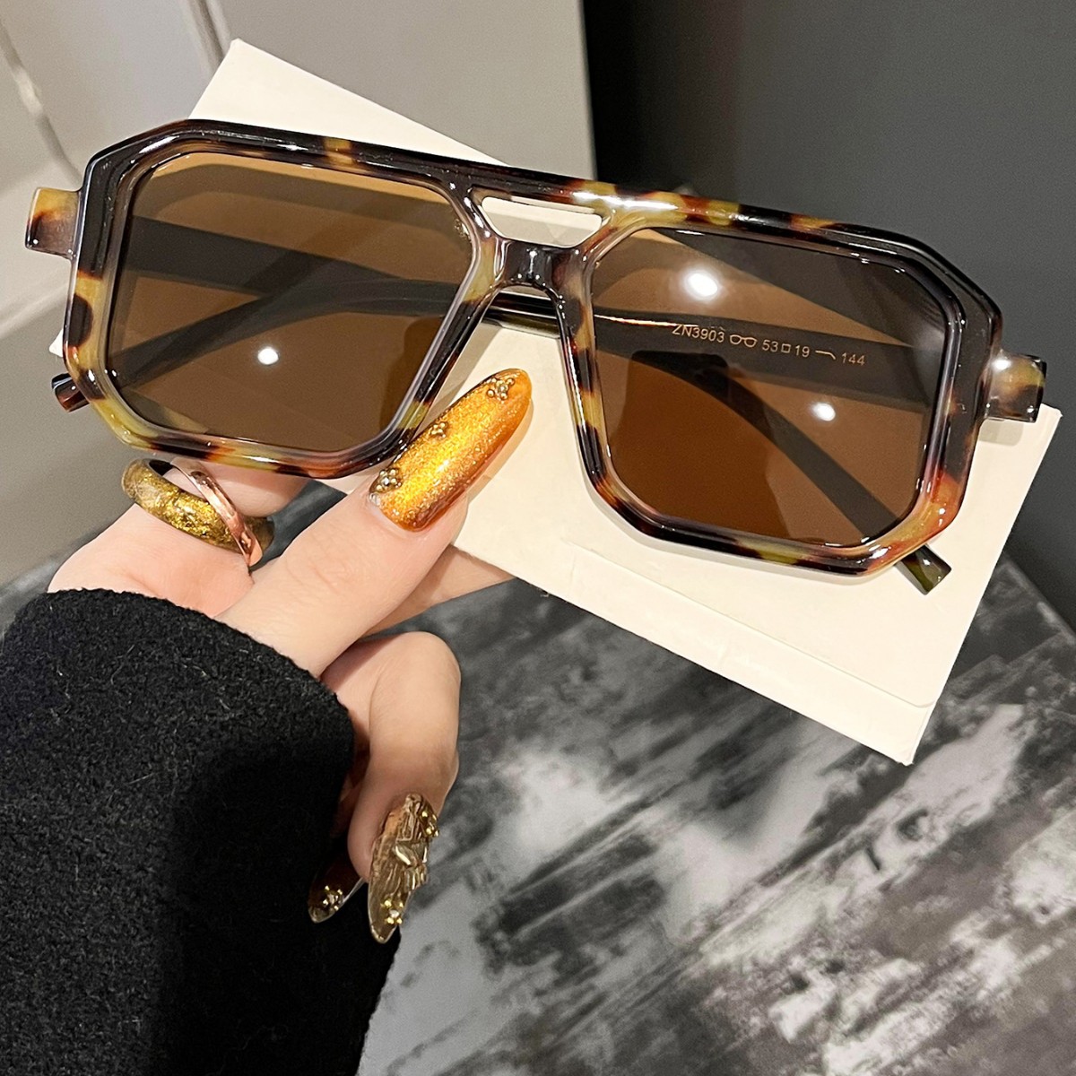 New Retro Square Double Beam S - Men'S Fashion Glasses 评论和价格