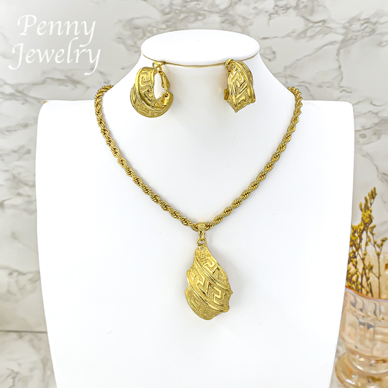 Trend Textured Pendant with Ch - Dubai Men'S Fashion 评论和价格